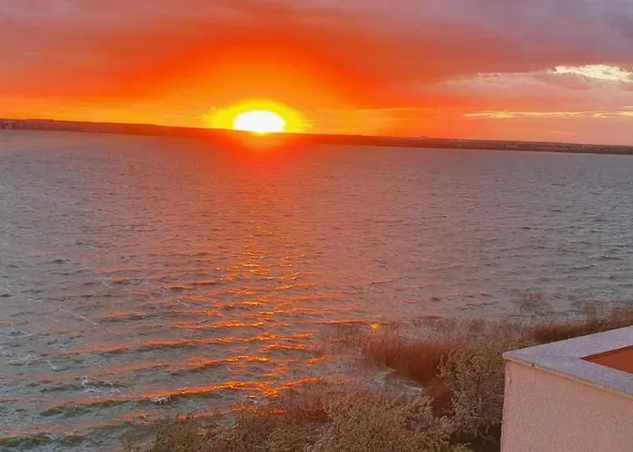 アパート Turcoaz